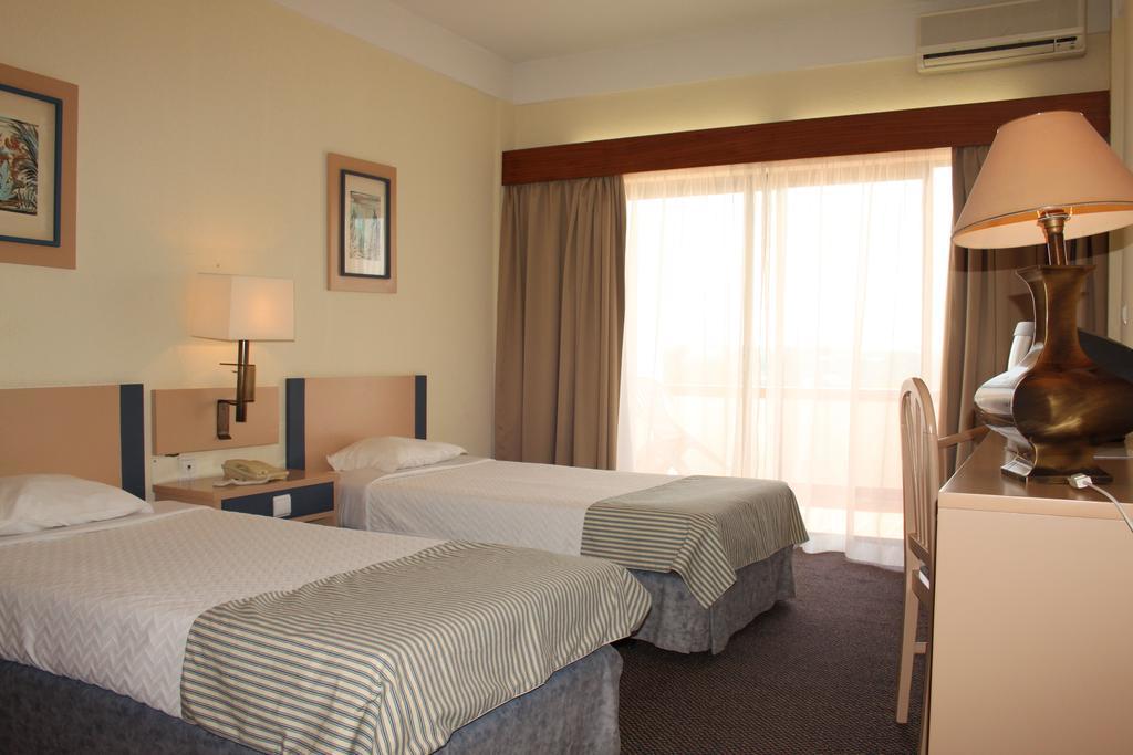 Mh Peniche Hotel Bilik gambar